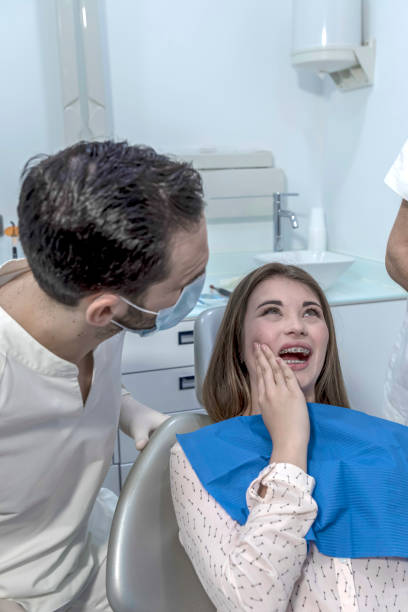 Best Emergency Dental Care for Broken or Chipped Teeth in Brooksville, MS